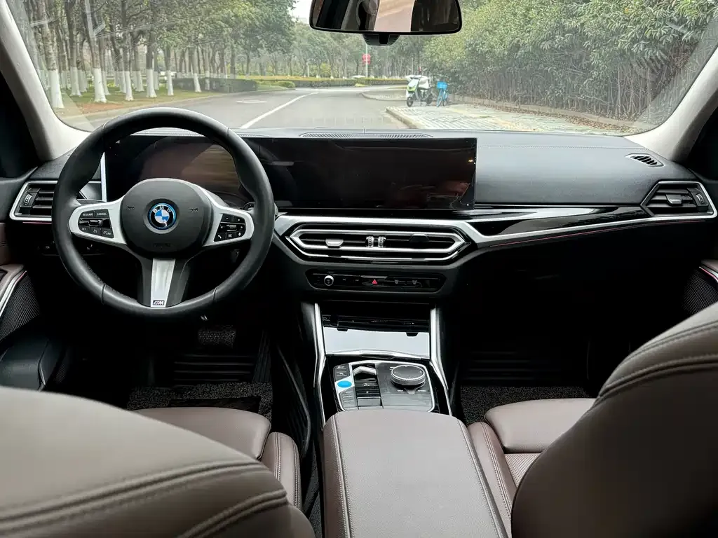BMW i3 — фото 3