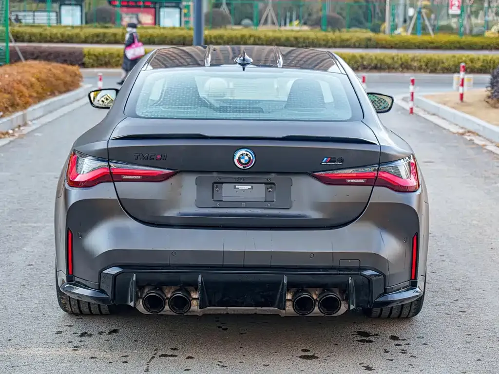 BMW M4 — фото 5
