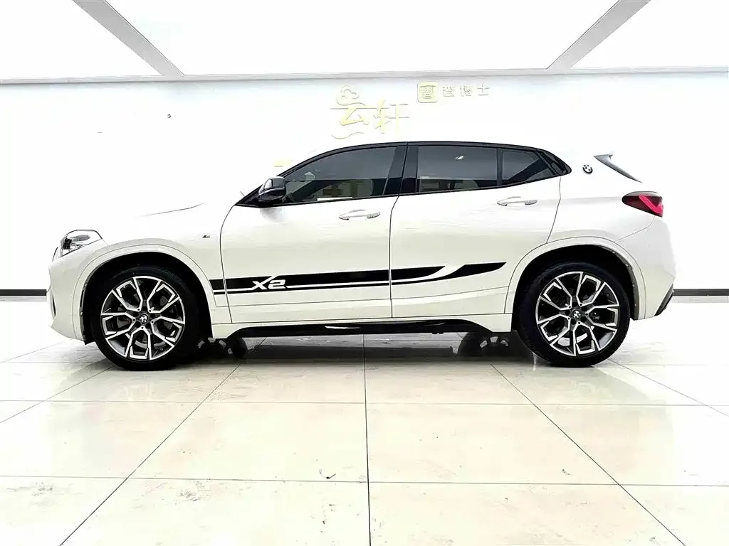 BMW X2 — фото 8