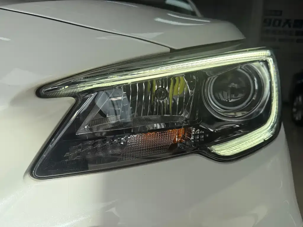 Subaru Legacy — фото 6