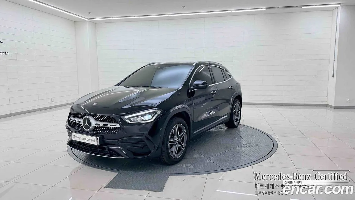 Mercedes-Benz GLA-Class — фото 1