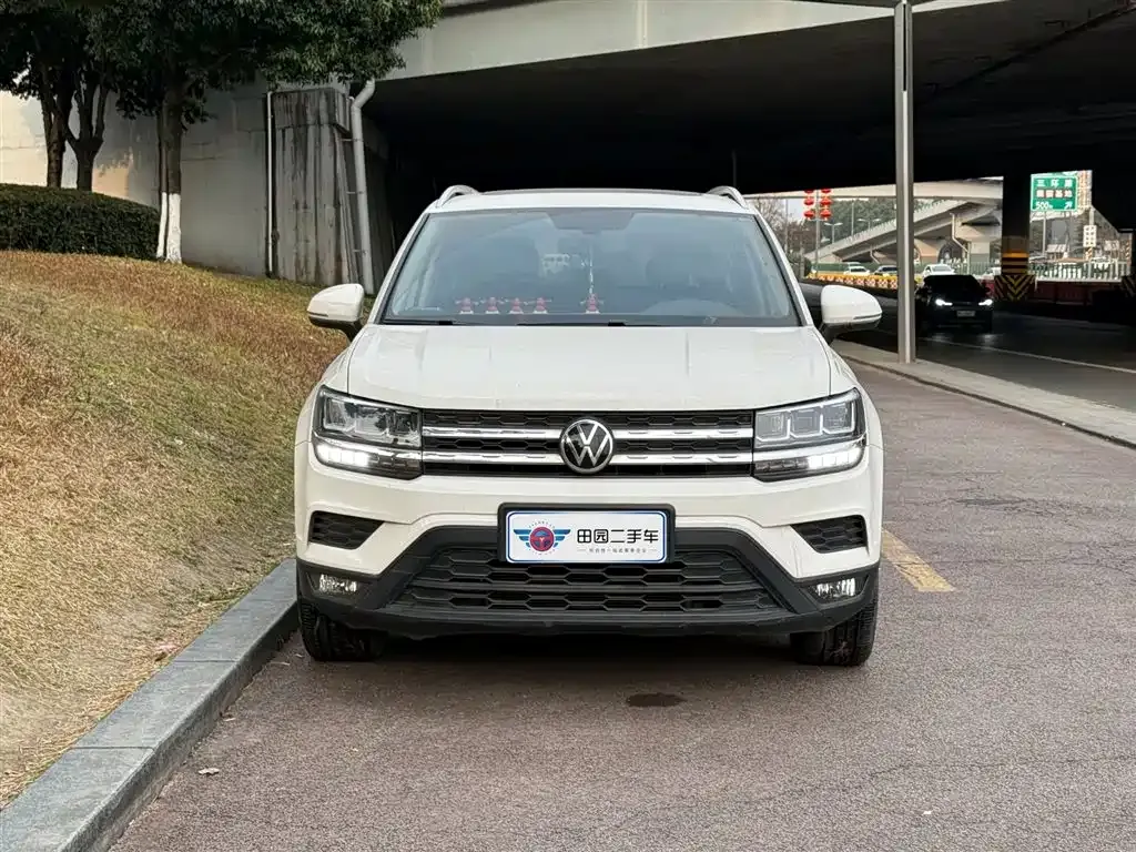 Volkswagen Tharu — фото 8