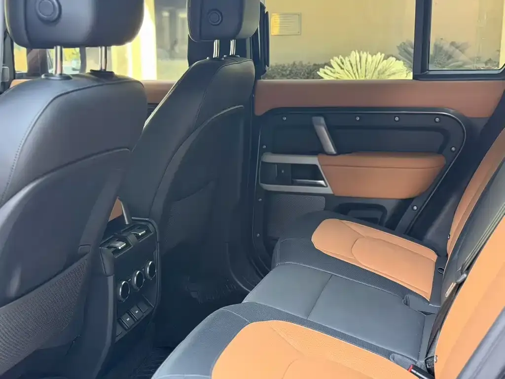 Land Rover Defender — фото 4