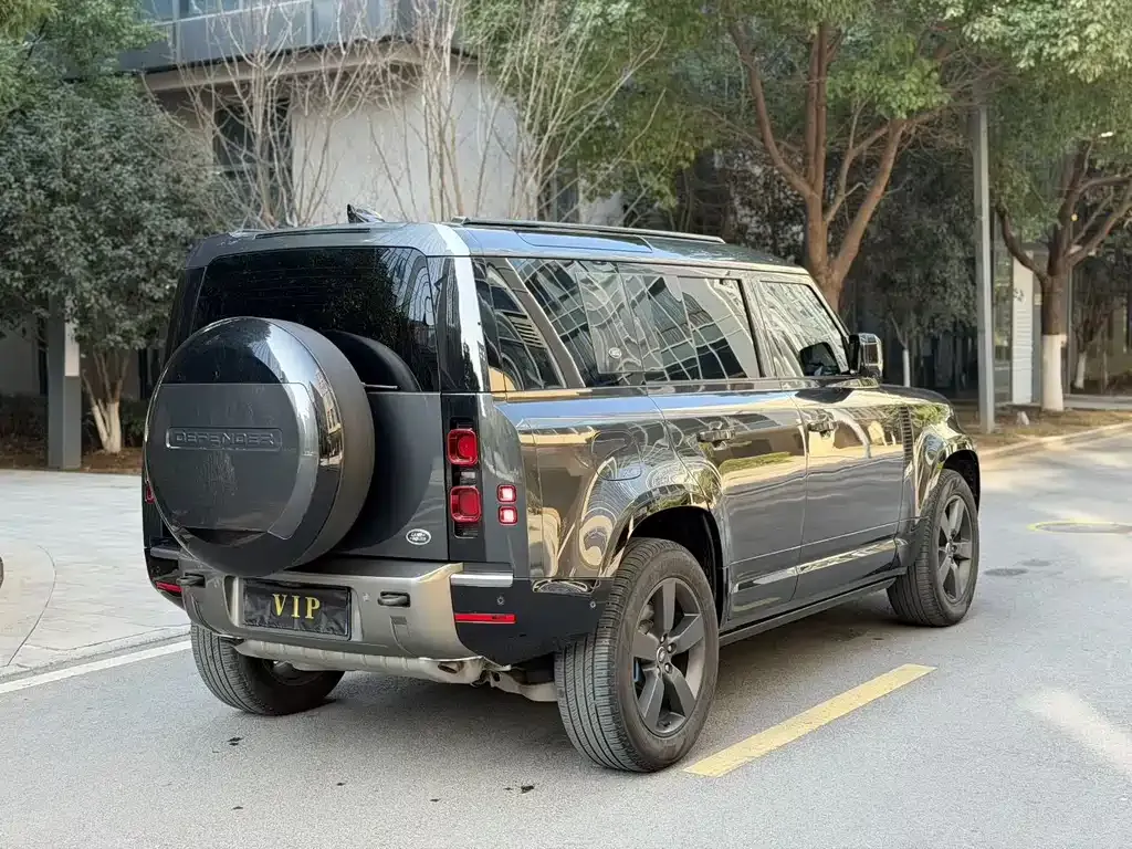 Land Rover Defender — фото 9