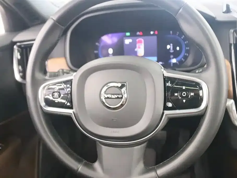 Volvo S90 — фото 2