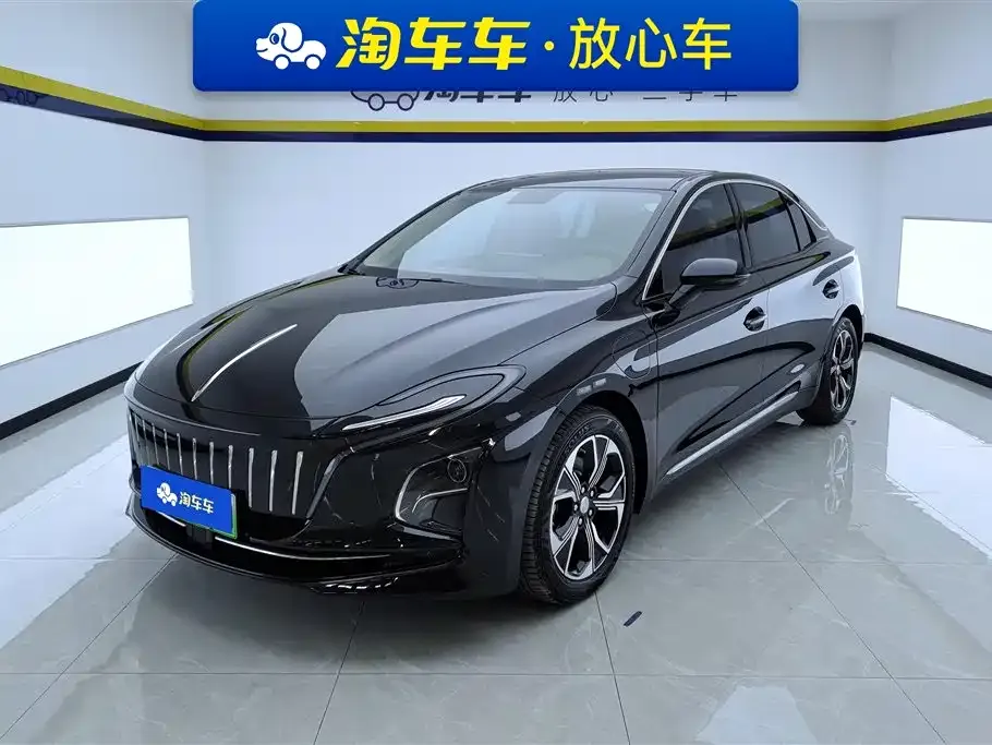 Hongqi E-QM5 — фото 1