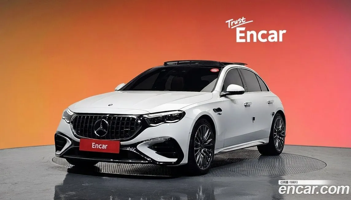 Mercedes-Benz E-Class — фото 1