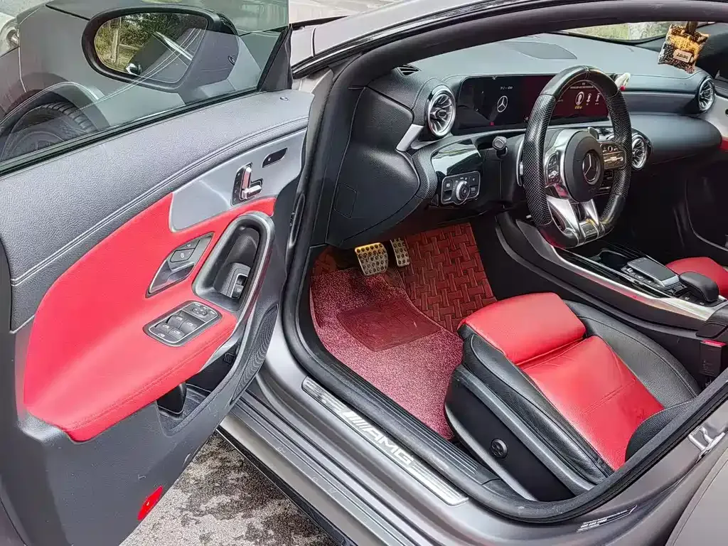 Mercedes-Benz CLA AMG — фото 3