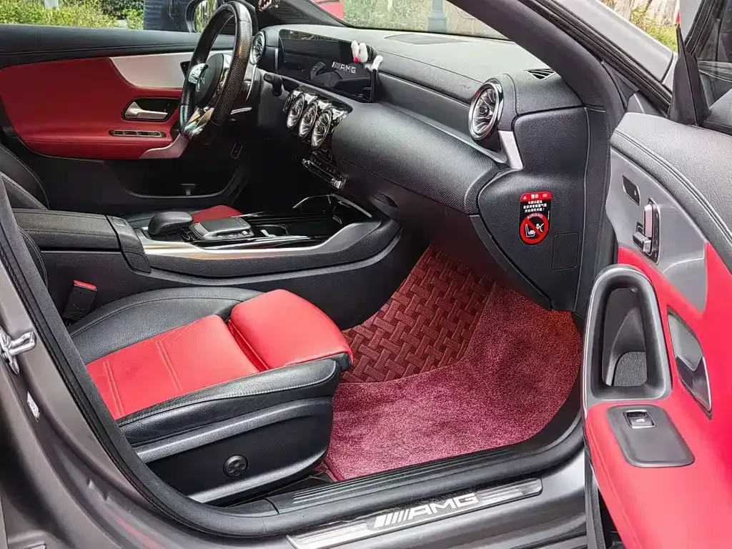 Mercedes-Benz CLA AMG — фото 5