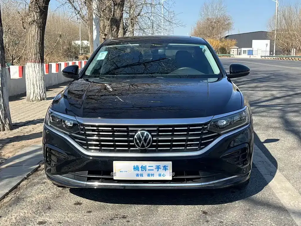 Volkswagen Passat — фото 8