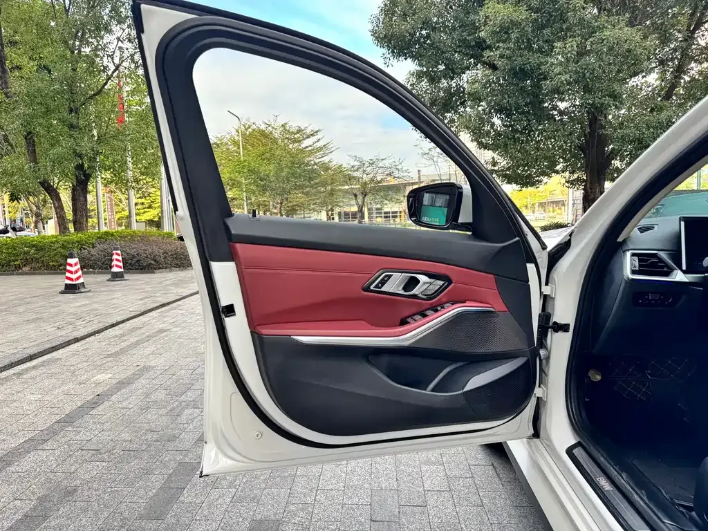 BMW i3 — фото 7