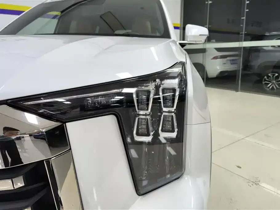GAC Motor Trumpchi ES9 — фото 2