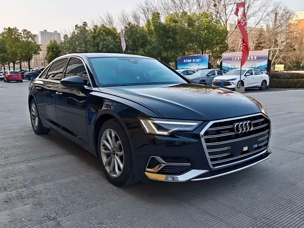 Audi A6L — фото 10