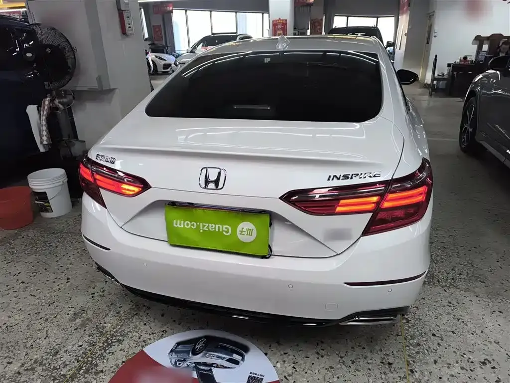 Honda Inspire — фото 5
