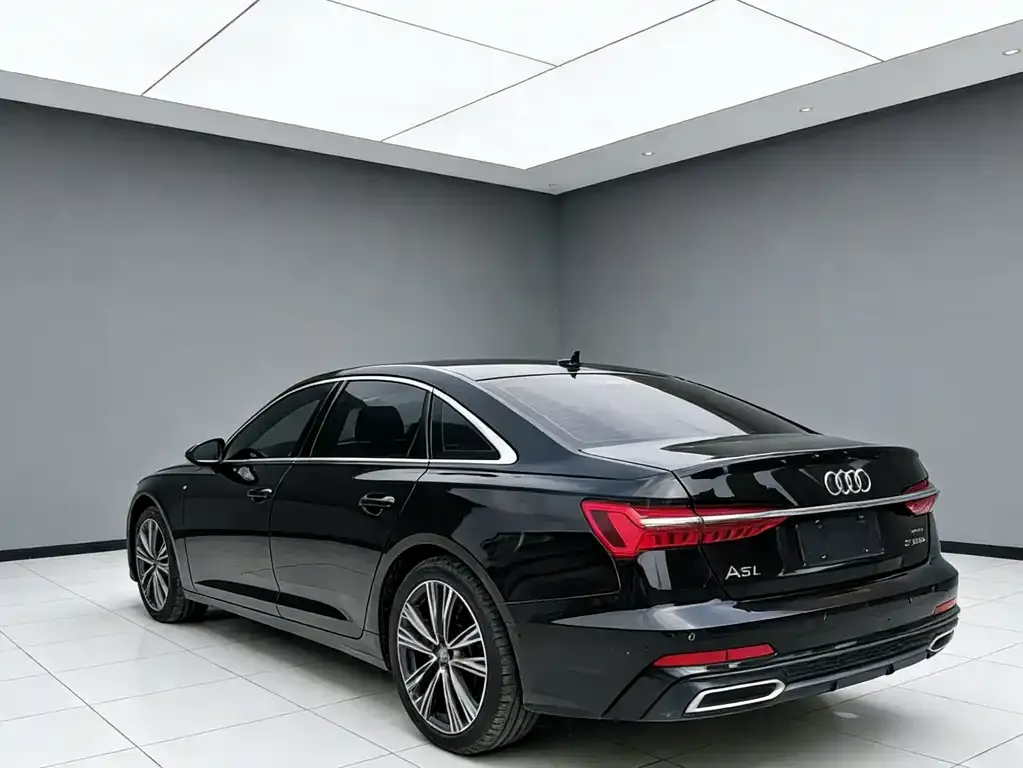 Audi A6L — фото 9