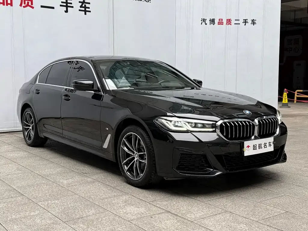 BMW 5 Series — фото 3