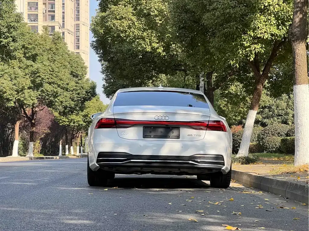 Audi A7 — фото 5