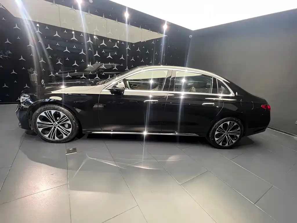 Mercedes-Benz E-Class New Energy — фото 2