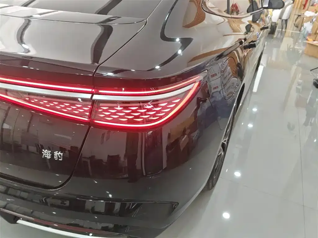 BYD Seal — фото 9