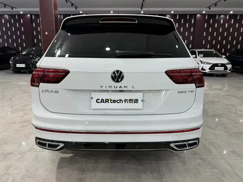 Volkswagen Tiguan L — фото 4