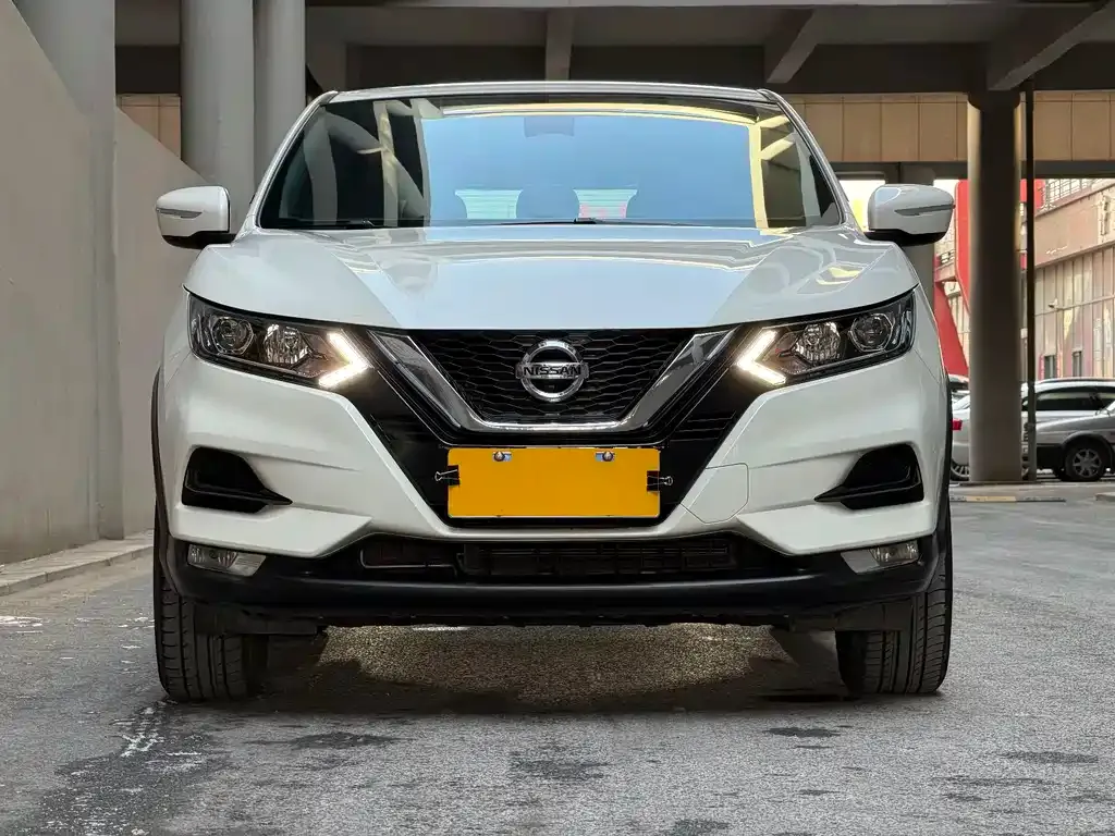 Nissan Qashqai — фото 6