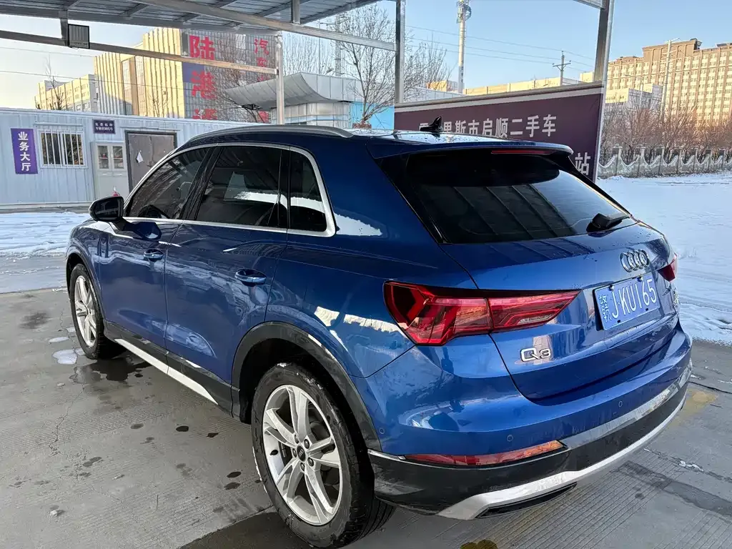 Audi Q3 — фото 10
