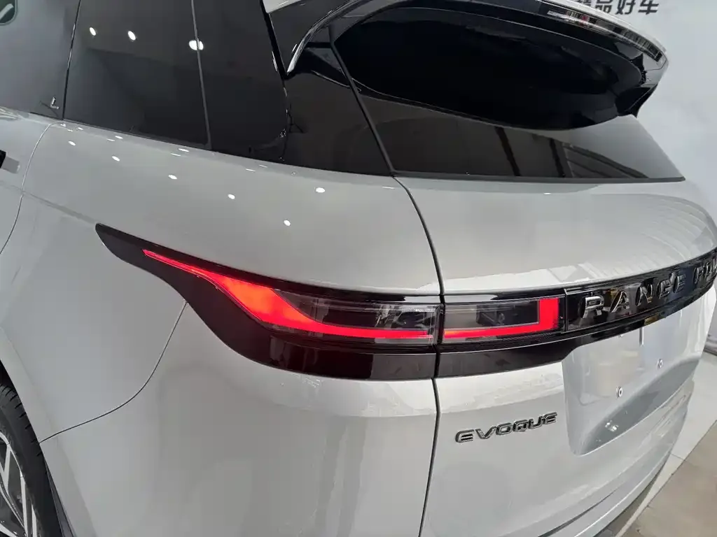 Land Rover Evoque — фото 10