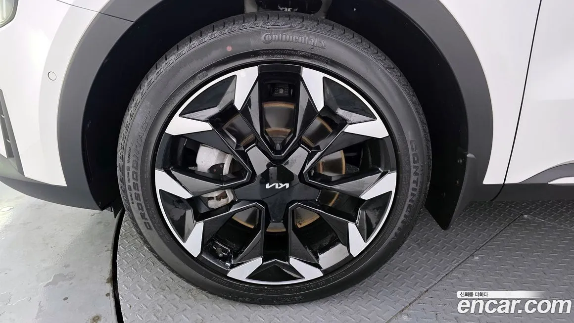 Kia Sorento — фото 4