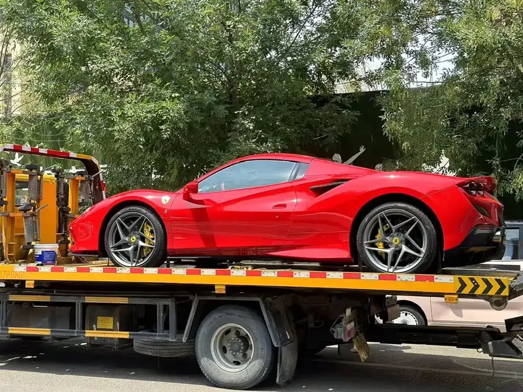 Ferrari F8 — фото 4