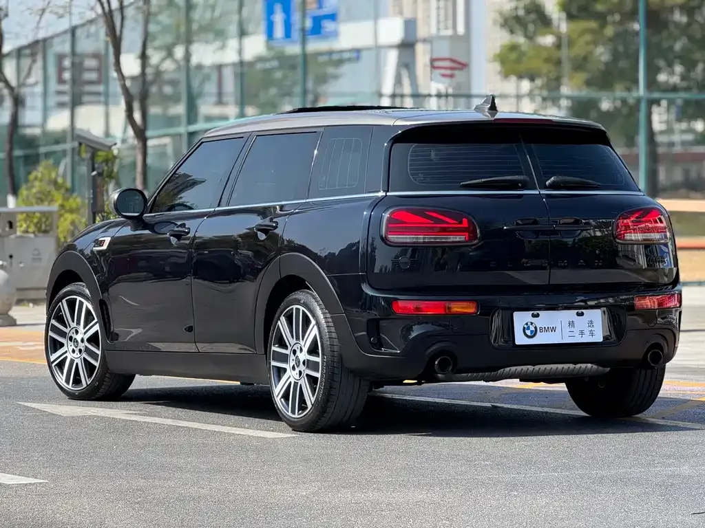 MINI Clubman — фото 8