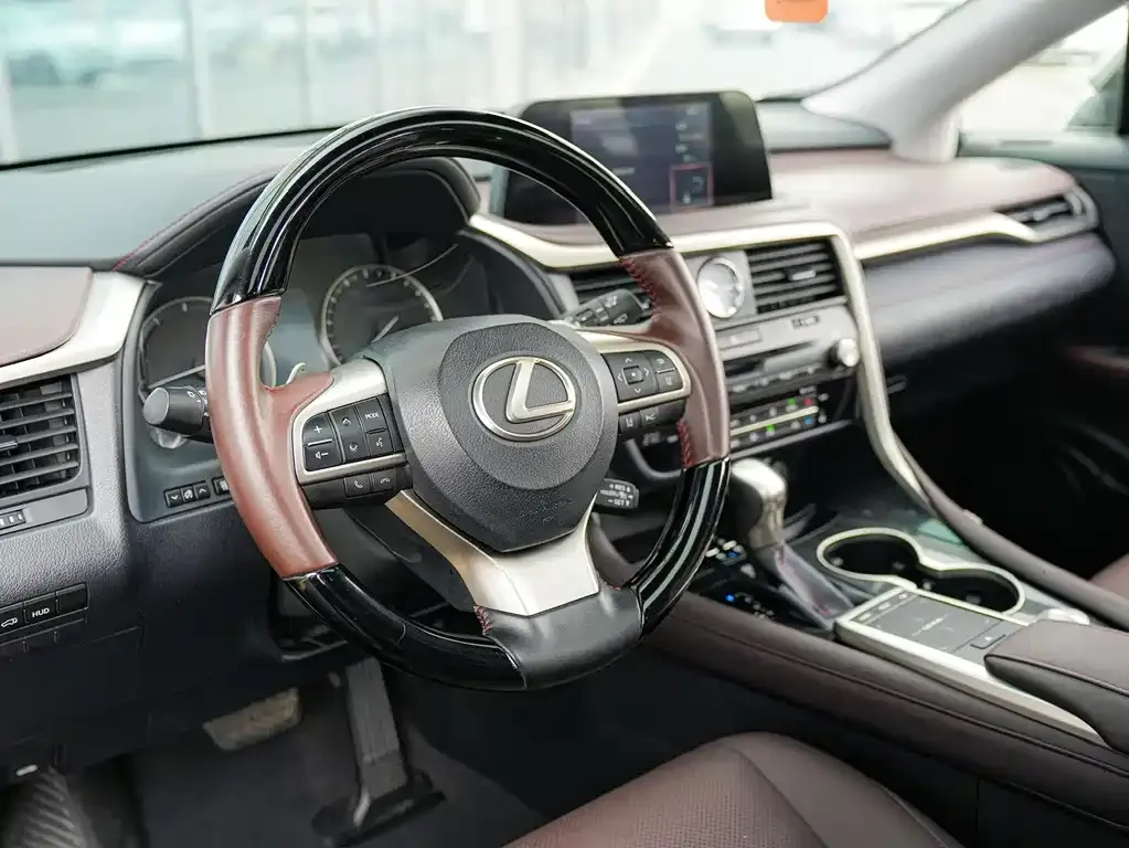 Lexus RX — фото 2