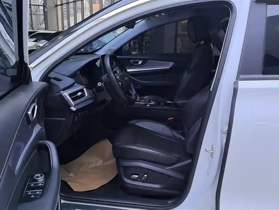 Chery Tiggo 8 — фото 10