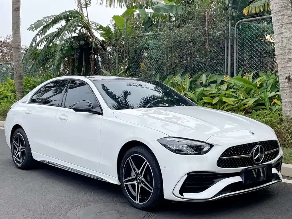 Mercedes-Benz C-Class — фото 10