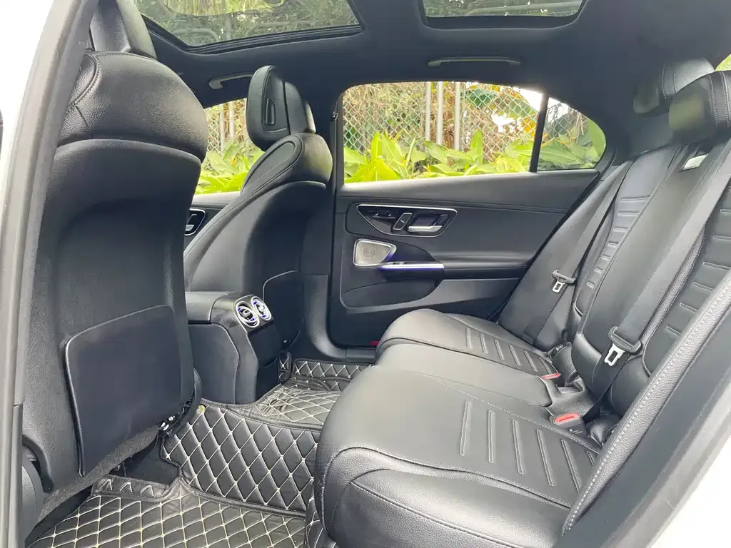 Mercedes-Benz C-Class — фото 3