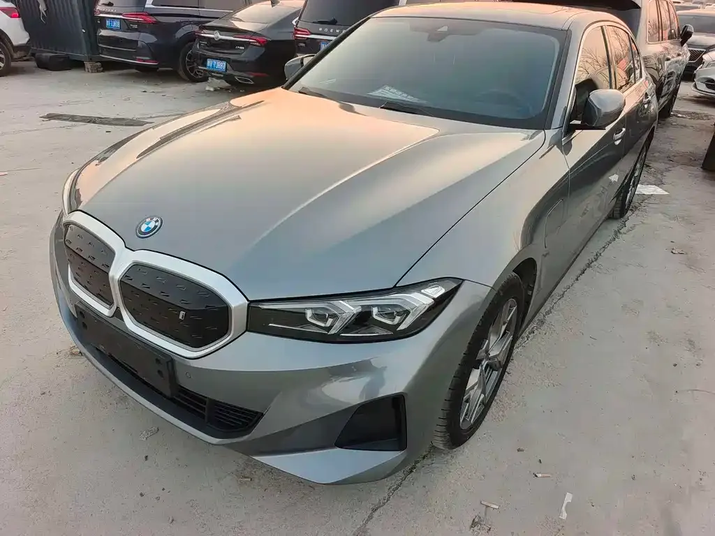 BMW i3 — фото 1