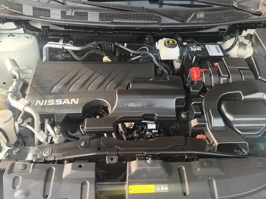 Nissan Qashqai — фото 9