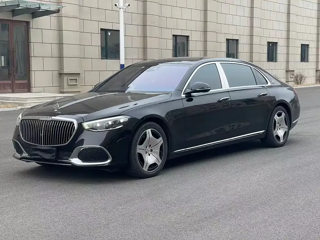 Mercedes-Benz S-Class — фото 1