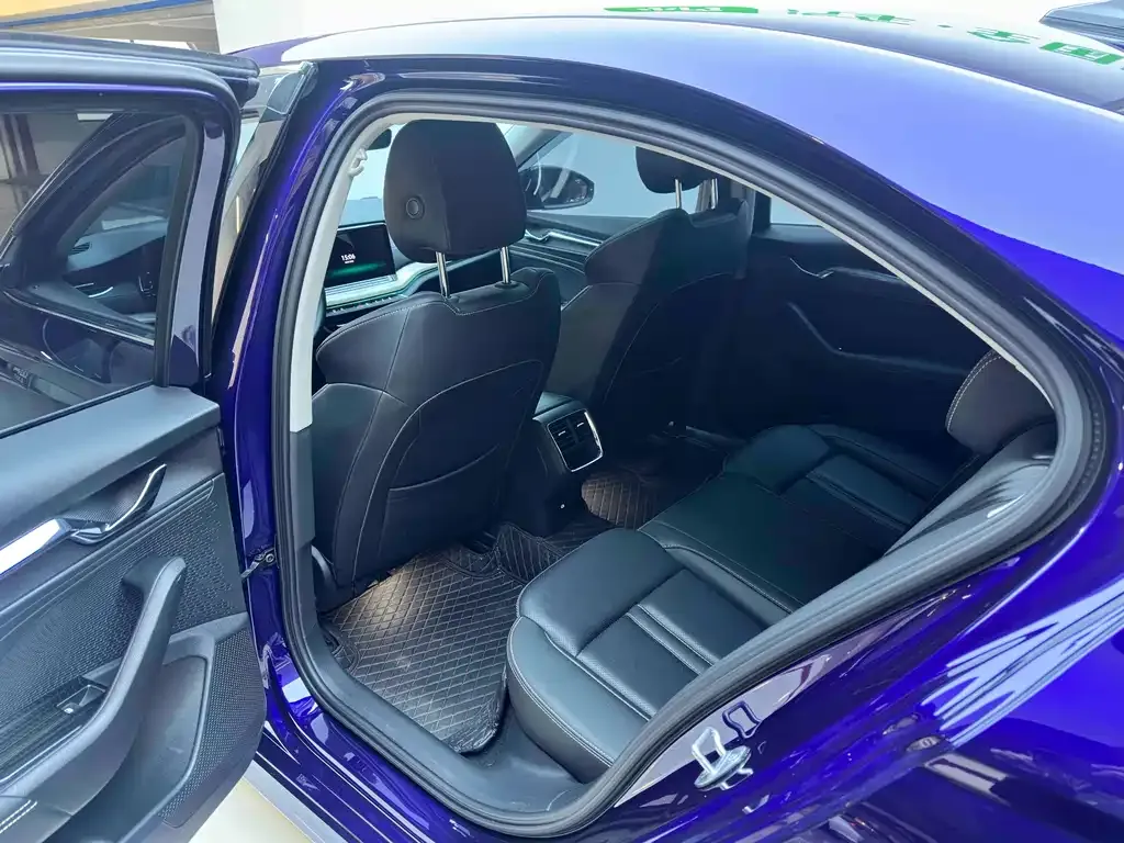 Skoda Octavia — фото 6