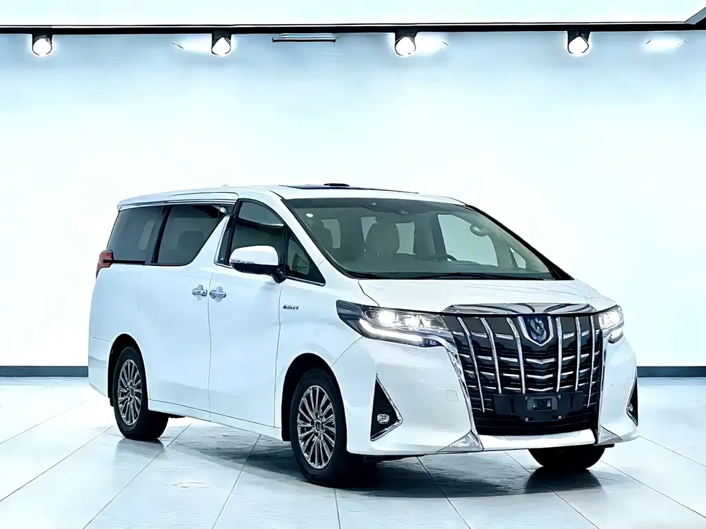 Toyota Alphard — фото 4