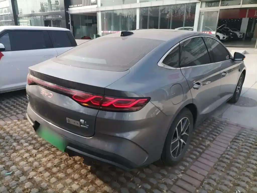 BYD Qin L — фото 10