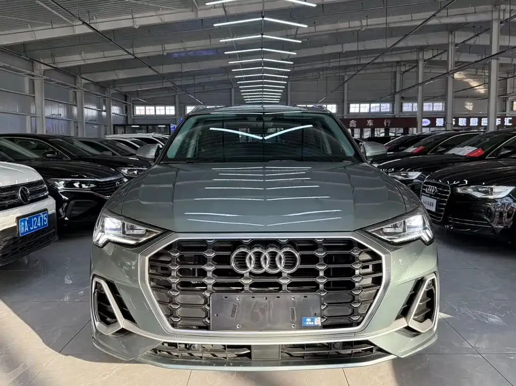 Audi Q3 — фото 5