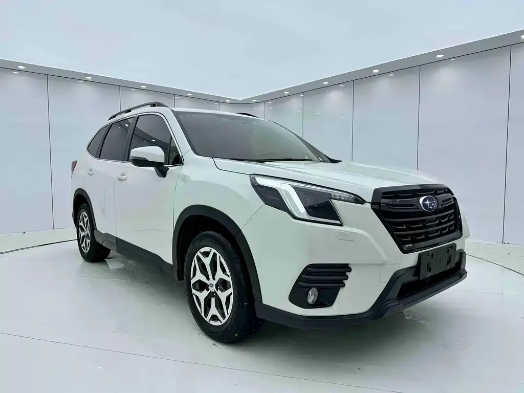 Subaru Forester — фото 5