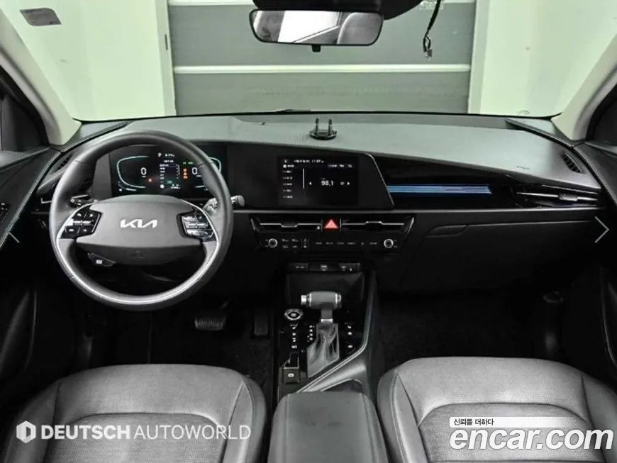 Kia Niro — фото 10