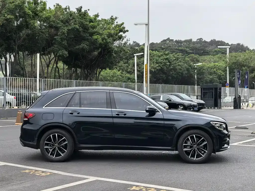 Mercedes-Benz GLC — фото 10