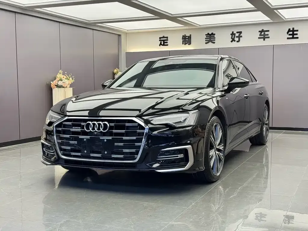 Audi A6L — фото 1