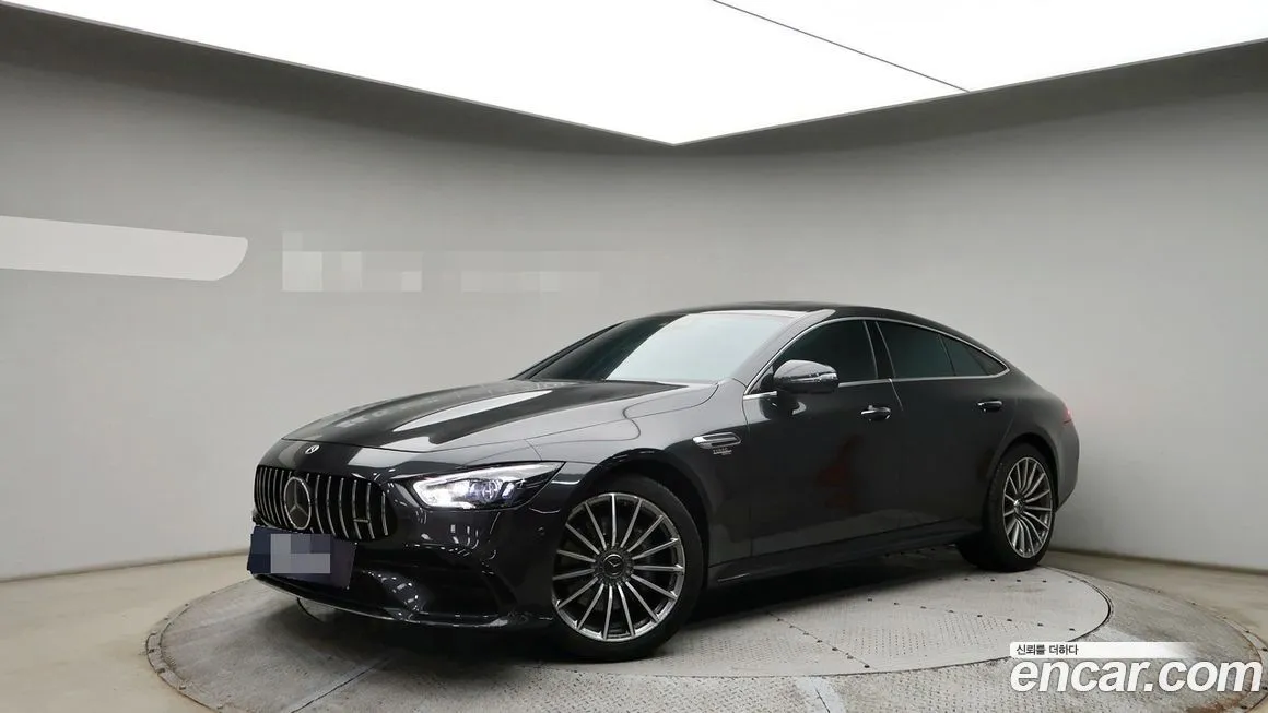 Mercedes-Benz AMG GT — фото 1
