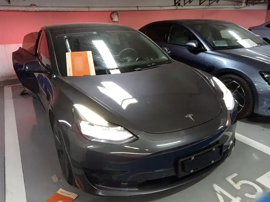 Tesla Model 3 — фото 6