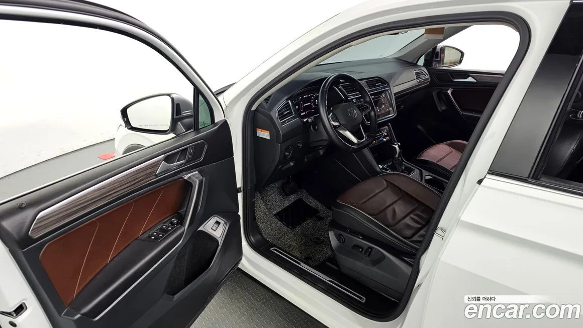 Volkswagen Tiguan — фото 5
