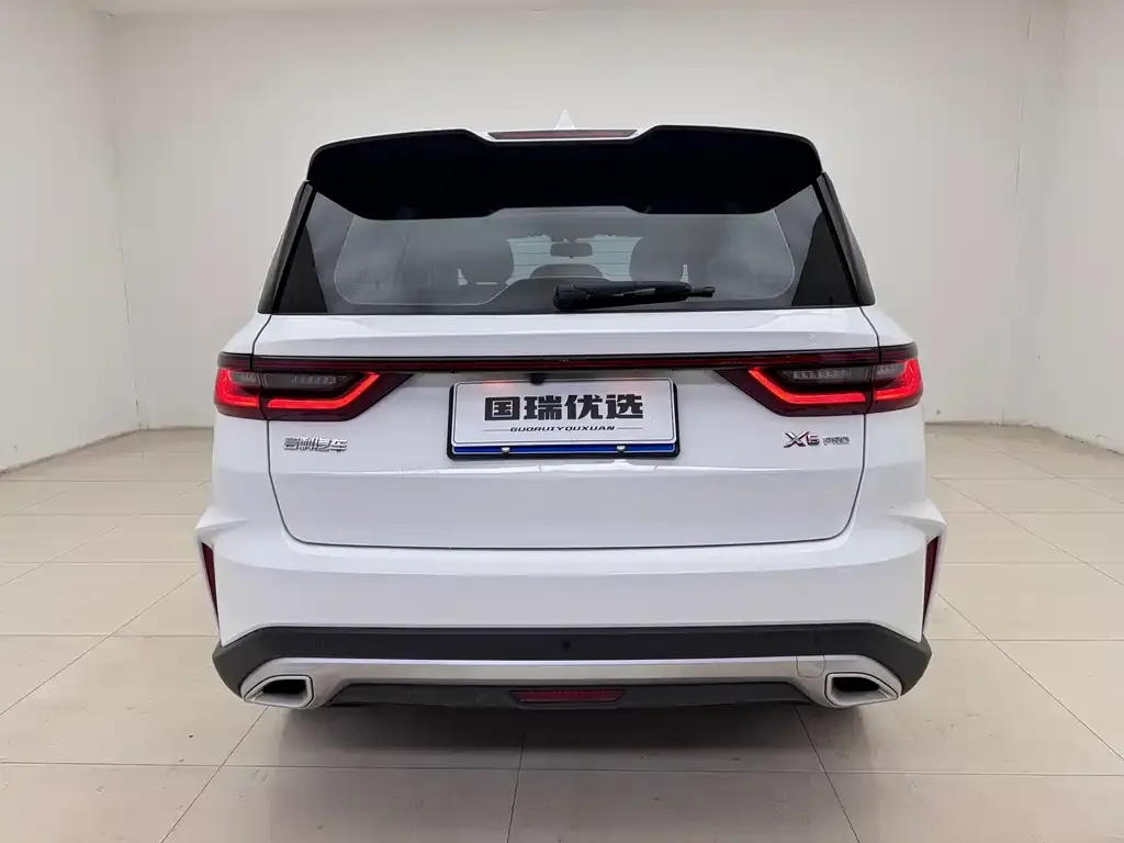 Geely Vision X6 — фото 3