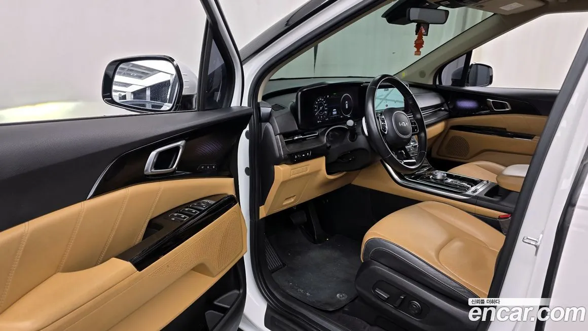 Kia Carnival — фото 10
